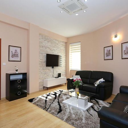 Apartment Ksenija 扎达尔 外观 照片